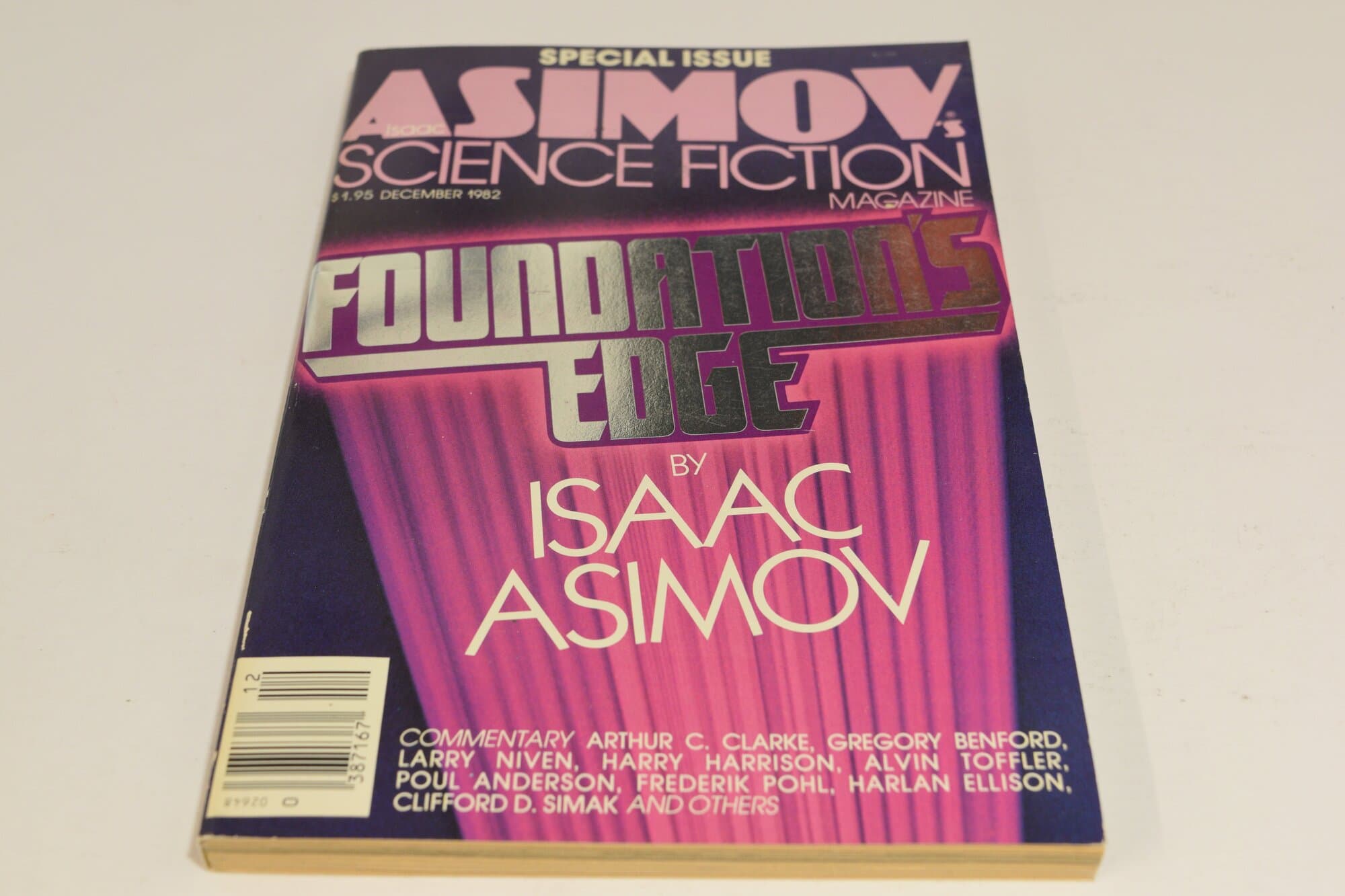 Isaac Asimov's Science Fiction Magazine — December 1982 (Special Issue: Foundation's Edge) main photo